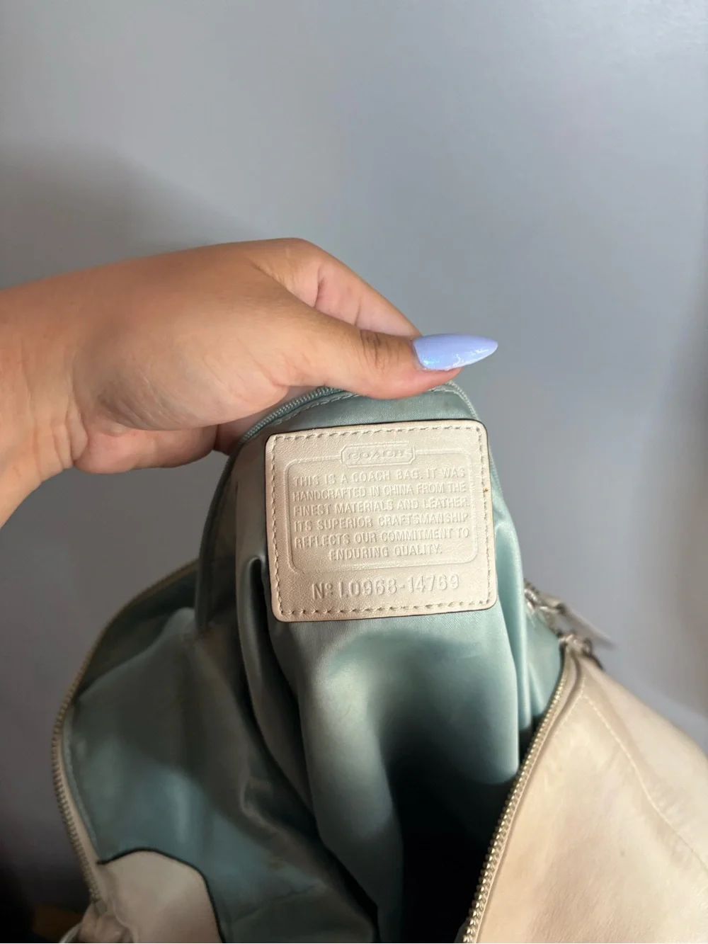 Y2K Coach Cream Leather Kristin Hobo Bag with Front Pocket